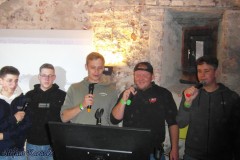 karaoke_bei_der_schlossparty_baumgarten_20251005_1925005845