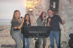 karaoke_bei_der_schlossparty_baumgarten_48_20241006_2053732872