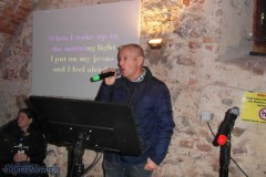 karaoke_bei_der_schlossparty_baumgarten_49_20241006_1259413114