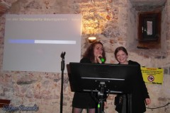 karaoke_bei_der_schlossparty_baumgarten_20240510_1443559906