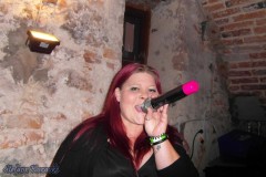 karaoke_bei_der_schlossparty_baumgarten_20240510_1595841860