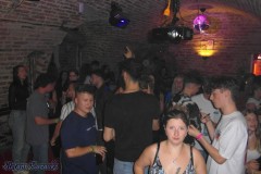 karaoke_bei_der_schlossparty_baumgarten_20240612_1340450452