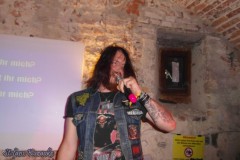 karaoke_bei_der_schlossparty_baumgarten_20240612_1660547136
