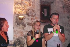 karaoke_bei_der_schlossparty_baumgarten_20240612_1762059074