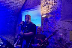 karaoke_bei_der_schlossparty_baumgarten_20250810_1371116793