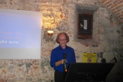 karaoke_bei_der_schlossparty_baumgarten_20250810_1544175494