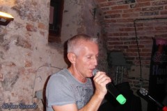 karaoke_bei_der_schlossparty_baumgarten_20240811_1473883065