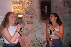karaoke_bei_der_schlossparty_baumgarten_20240811_1580832073