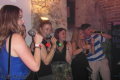 karaoke_bei_der_schlossparty_baumgarten_20251005_1247852033
