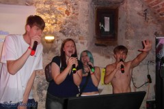 karaoke_bei_der_schlossparty_baumgarten_20251005_1299663303