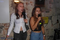 karaoke_bei_der_schlossparty_baumgarten_20251005_1898384280