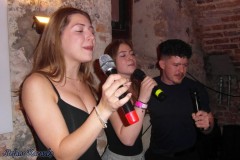 karaoke_bei_der_schlossparty_baumgarten_20251005_1169286526