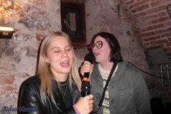 karaoke_bei_der_schlossparty_baumgarten_20251005_2055681820