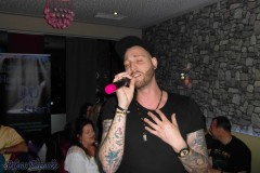 karaoke_im_coco_20240503_1901767399