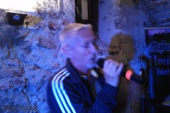 karaoke_bei_der_schlossparty_baumgarten_20260601_1612572642